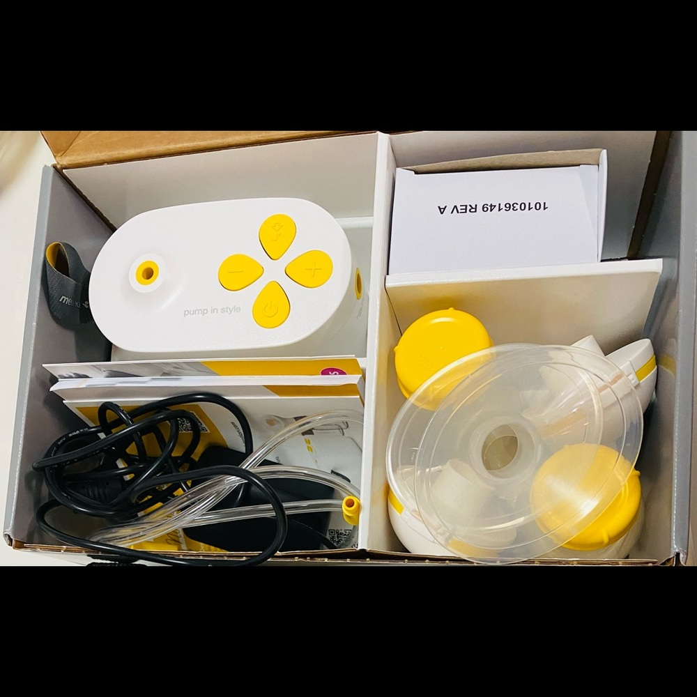 Medela Maxflow breastfeeding Pump